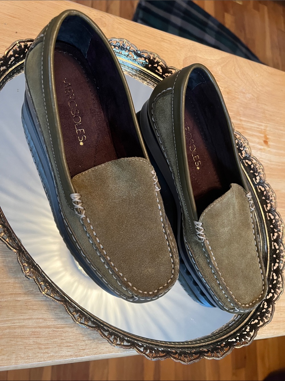AEROSOLES Olive Suede Slip-On Loafers